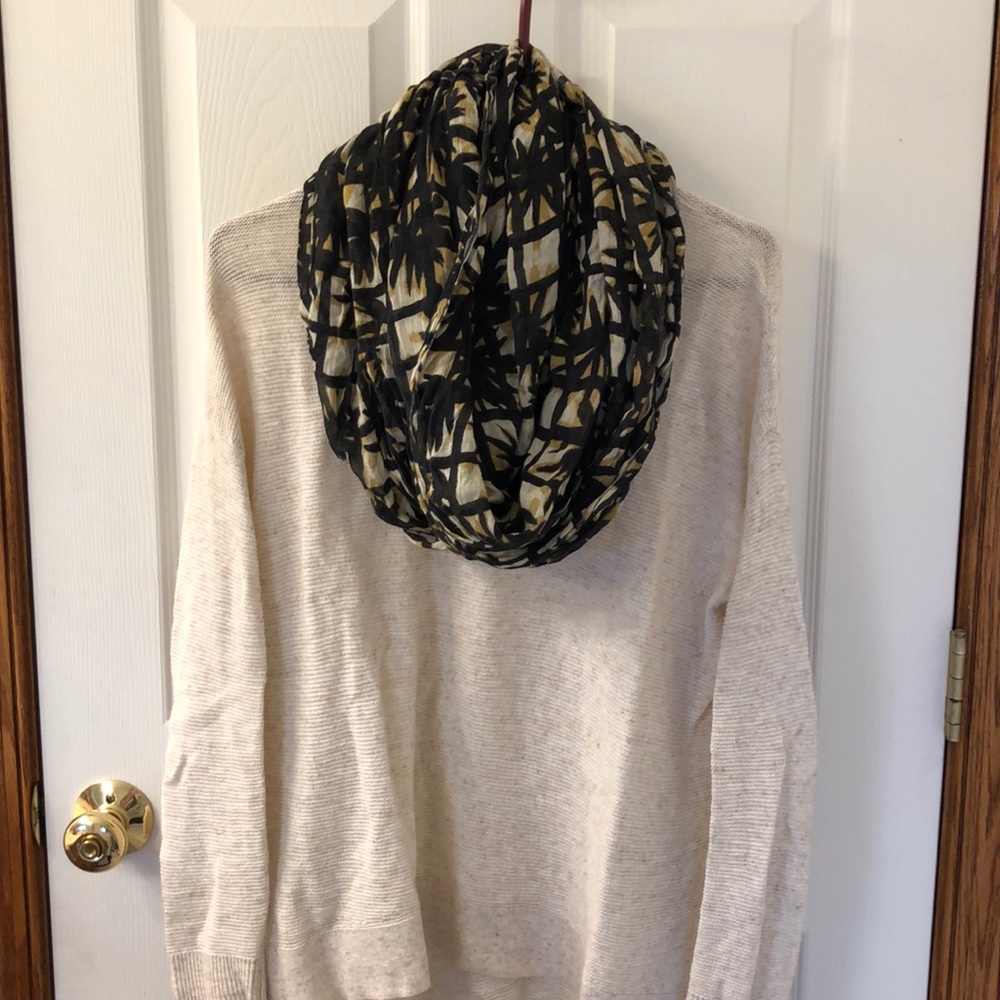 Urban outfitters infinity scarf